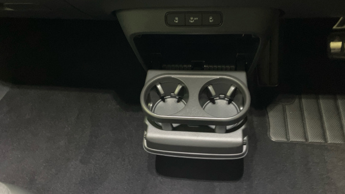 Volkswagen ID. Buzz 210kW Style Pro 79kWh 5dr Auto [Design+] Electric Estate - Image 14